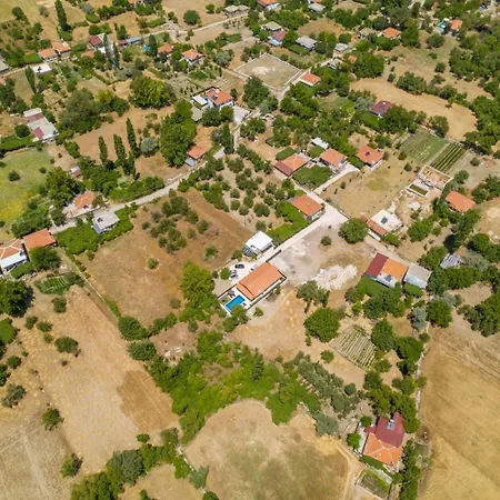 Vila Samas - Doganin Kalbine Kuecuek Bir Kacamak *