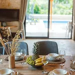 Villa Samas - Doganin Kalbine Kuecuek Bir Kacamak Kaş