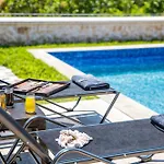 Samas - Doganin Kalbine Kuecuek Bir Kacamak Villa *
