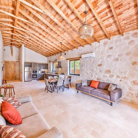 Samas - Doganin Kalbine Kuecuek Bir Kacamak * Каш