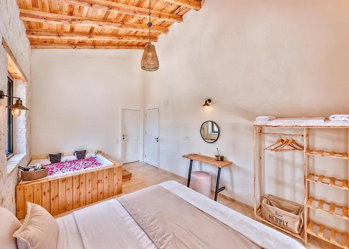 Villa Samas - Doganin Kalbine Kuecuek Bir Kacamak Kaş